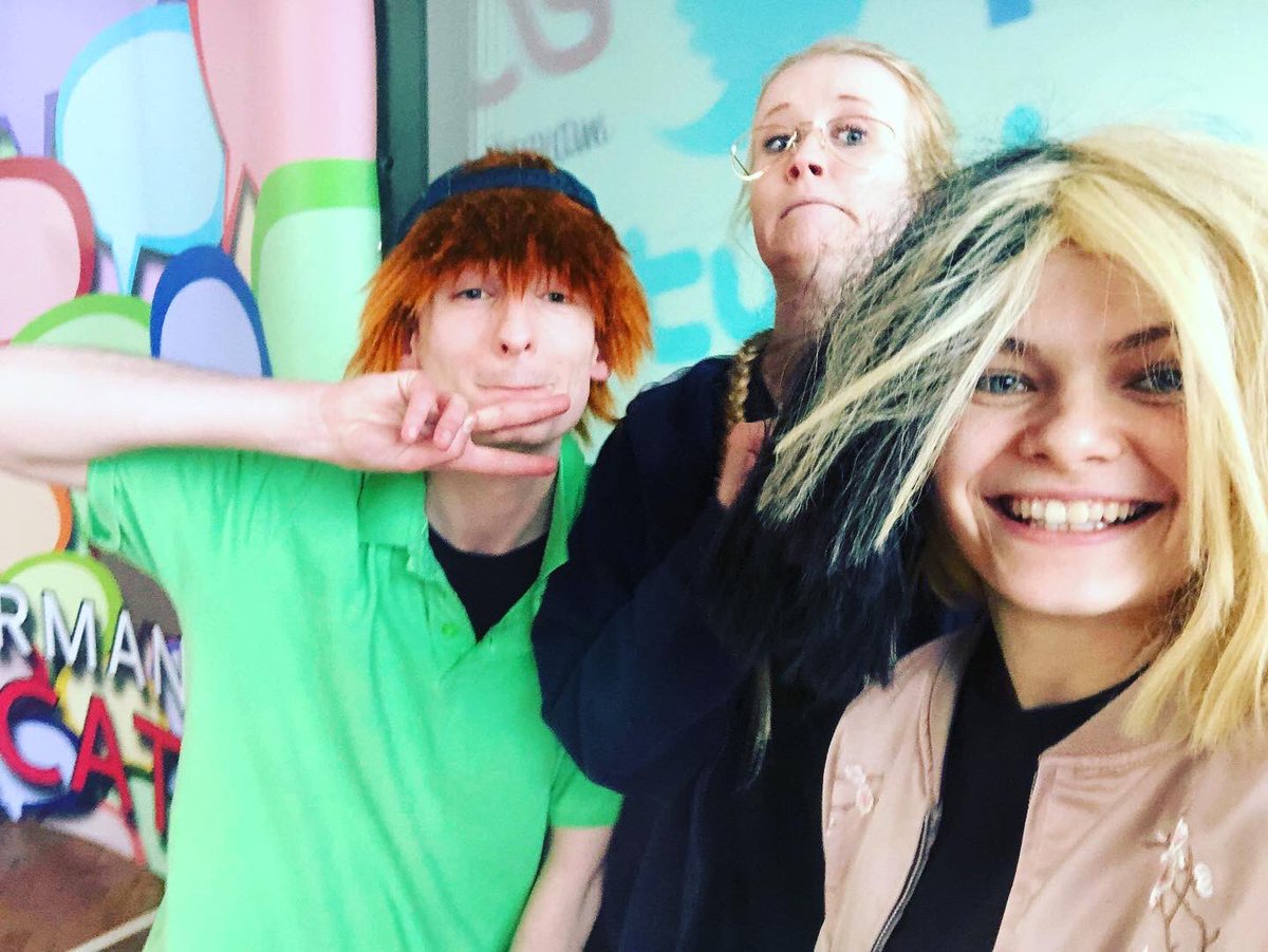 LibbyMulligan's tweet photo. Back to London after another wonderful tour with @theatrePiE , thank you for having be back it’s been a blast as usual! #theatre #theatreineducation #tourlife #actor https://t.co/1vwCM5j7Ff