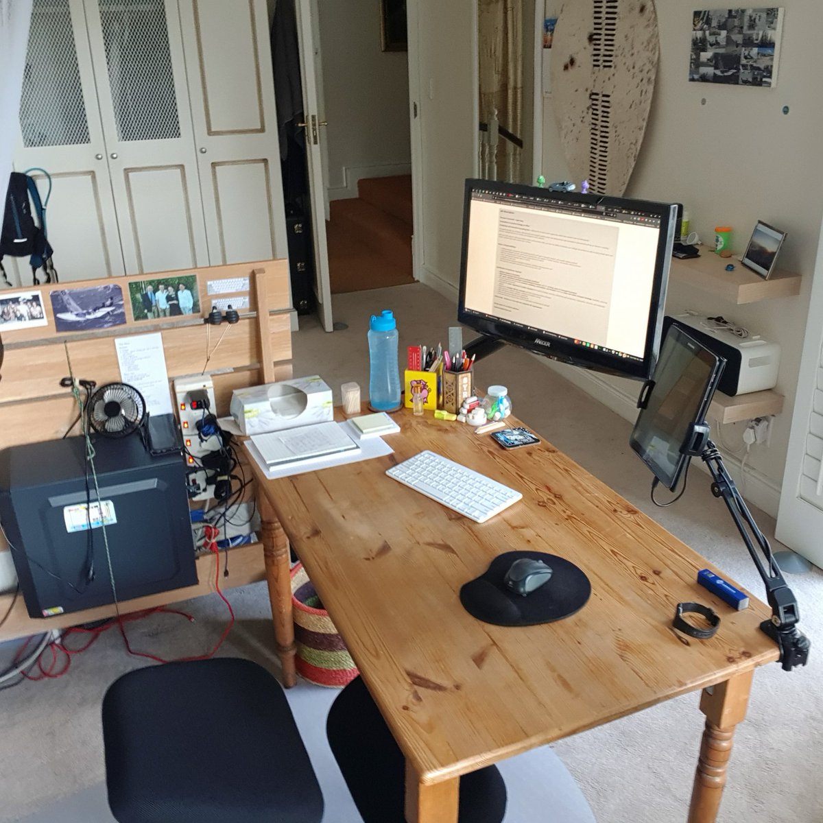AidanHorn1's tweet image. #DesktopComputing #Linux #KneelingChair #Fibre #EconTwitter #Econometrics #Home