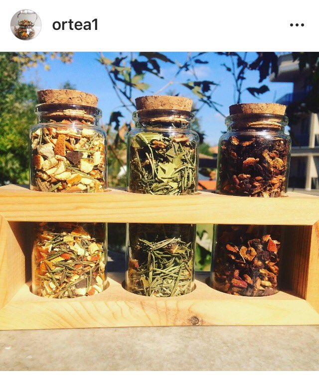 #CoronadanKorkma #corana virüsüne karşı vücut direncinizi arttırmak için #organikçay çeşitlerimizden kullanabilirsiniz 
🍃Zayıflama çayı
🍃Nar çayı
🍃Bitki çayı
🍃Meyve çayı
🍃Ödem atma çayı
🍃Papatya çayı
🍃Zeytin yaprağı çayı
🍃Tropik orman çayı
🍃Kış çayı
#koronaturkiye