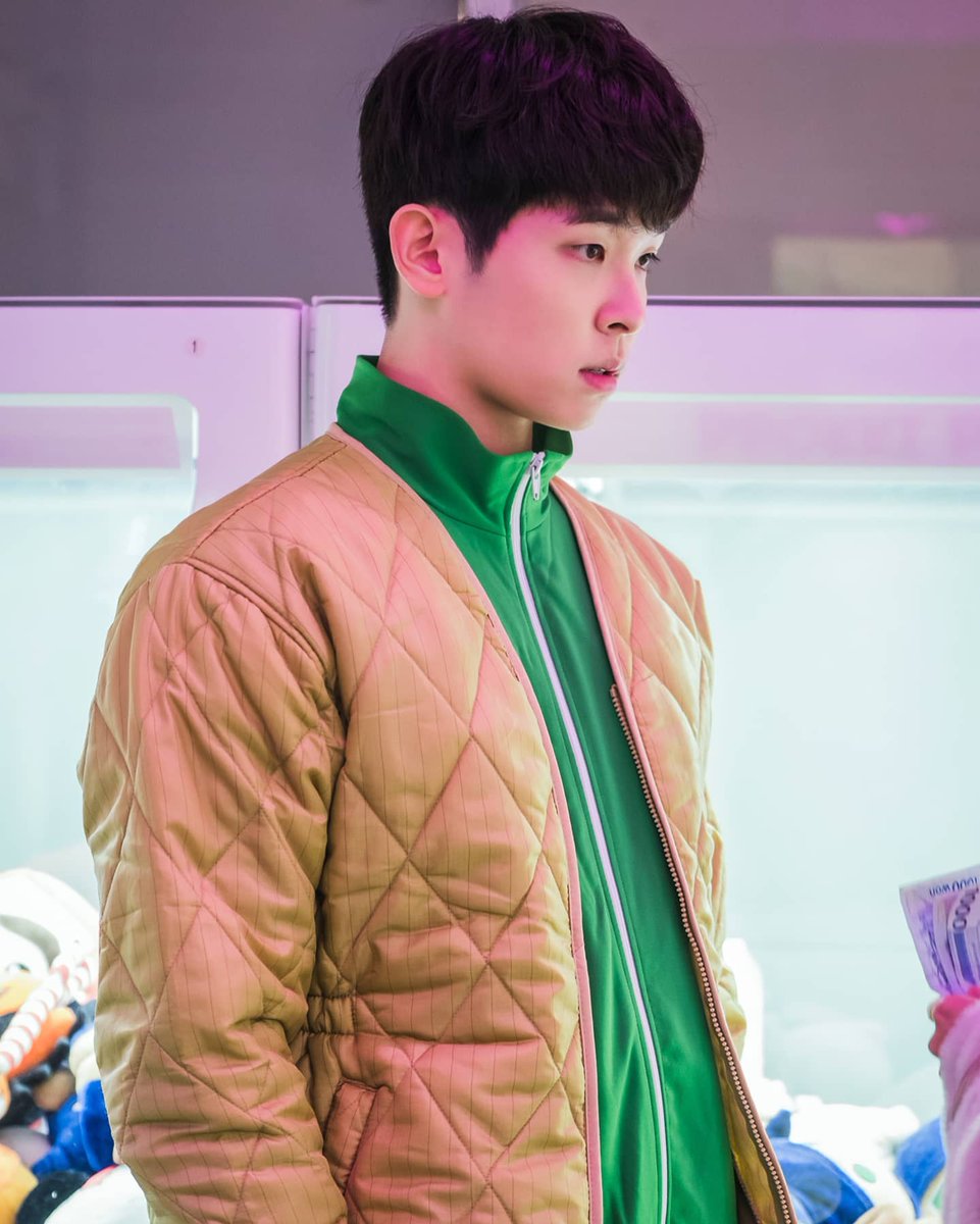 [Si Woo On-Air]⁣필승 등장만으로 액설런트 모먼트⁣‼안방극장 초토화 시키기 있나요?⁣ ⁣케미 착붙에 미모 존잘이라고 소문난⁣🎇 수퍼신인...