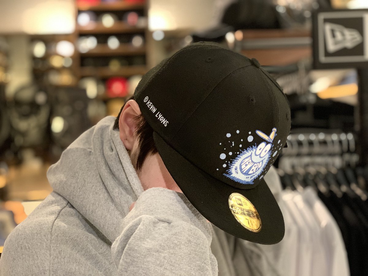 onspotznewera's tweet photo. 【渋谷本店】本日の紹介は #NEWERA 59FIFTY MONSTER NEW ERA KEVIN LYONS
6,050円(税込)
#ONSPOTZ #NEWERA #KEVINLYONS #渋谷 https://t.co/QL5J28UB2e