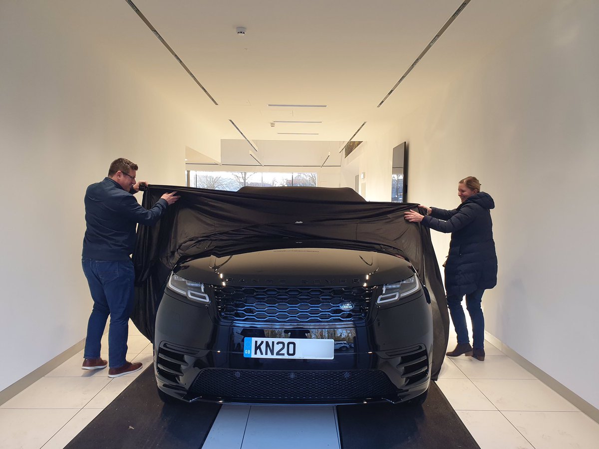 MMGLandRover's tweet photo. #NewCarDay Mr & Mrs Beaney collecting their new #20Reg Velar from Jinal from Marshall #LandRover #Bedford. Love the Velar! #marshallmoments https://t.co/c2mOtPyw7s