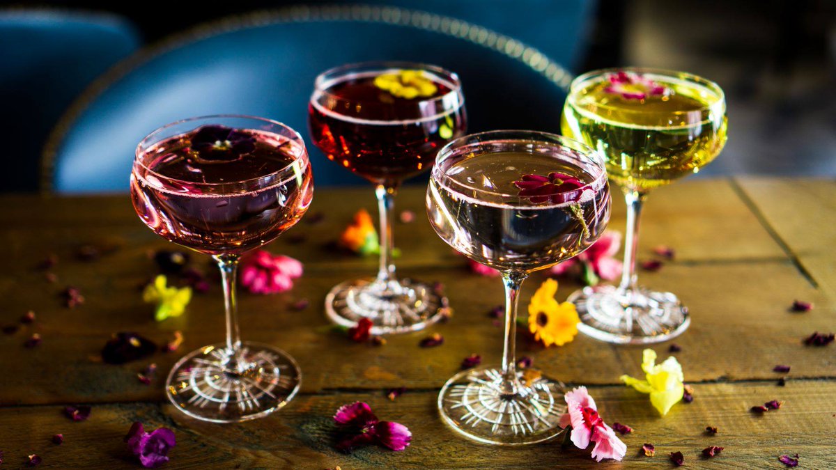 Enjoy bottomless food and drink at our brunch today!

Our 90 minute bottomless brunches are available every Saturday for 27.95pp from 11am – 4pm.