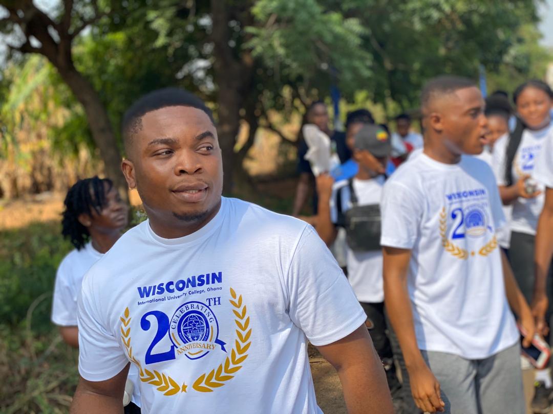niel_welbeck's tweet photo. #Wizzyat20 float through the street of accra https://t.co/div3yfaymW