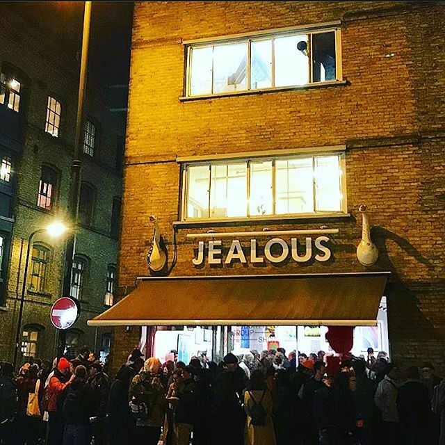 Big up Dario Louise &amp; crew for a monumental / brilliant hang .  @jealous_london &amp; <a href="/lucie/">Peach</a>.flynn for the picture of the <a href="/bigissueuk/">Big Issue UK</a> charity evening curated by <a href="/einesigns/">eine signs</a> ift.tt/2U5kppt