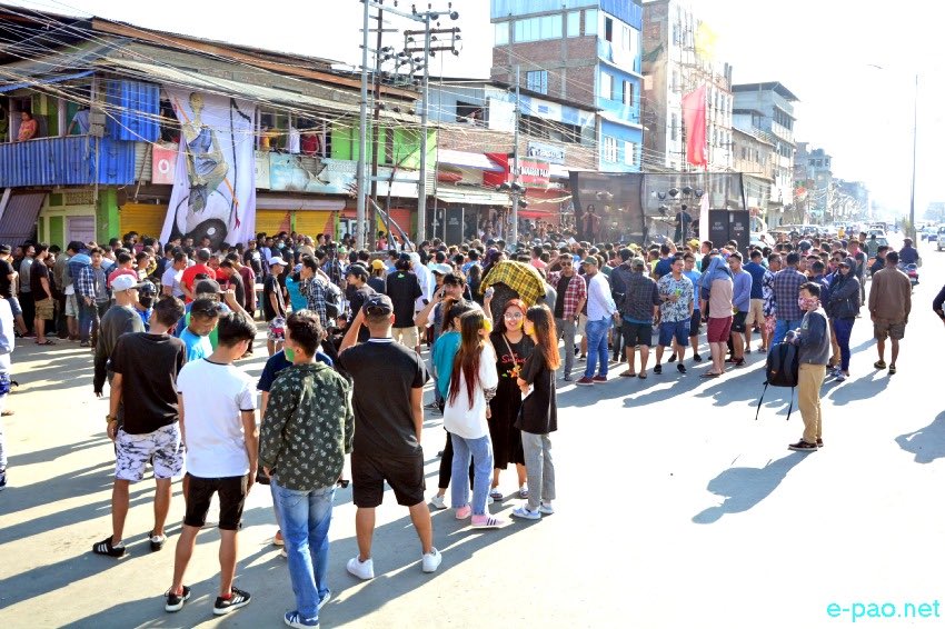 KimHaokipINC's tweet photo. In Manipur, #Holi is celebrated as Yaoshang and it is not just playing colours! 

🏃‍♀️We have a Marathon!! 
🥘We have Yaoshang Cheng Khaiba- where kids collect donated food and put up stalls 
🎧 And we even have a rock concert!! 

5 days of festivities are fun in Manipur!! https://t.co/AGHApYO8P0