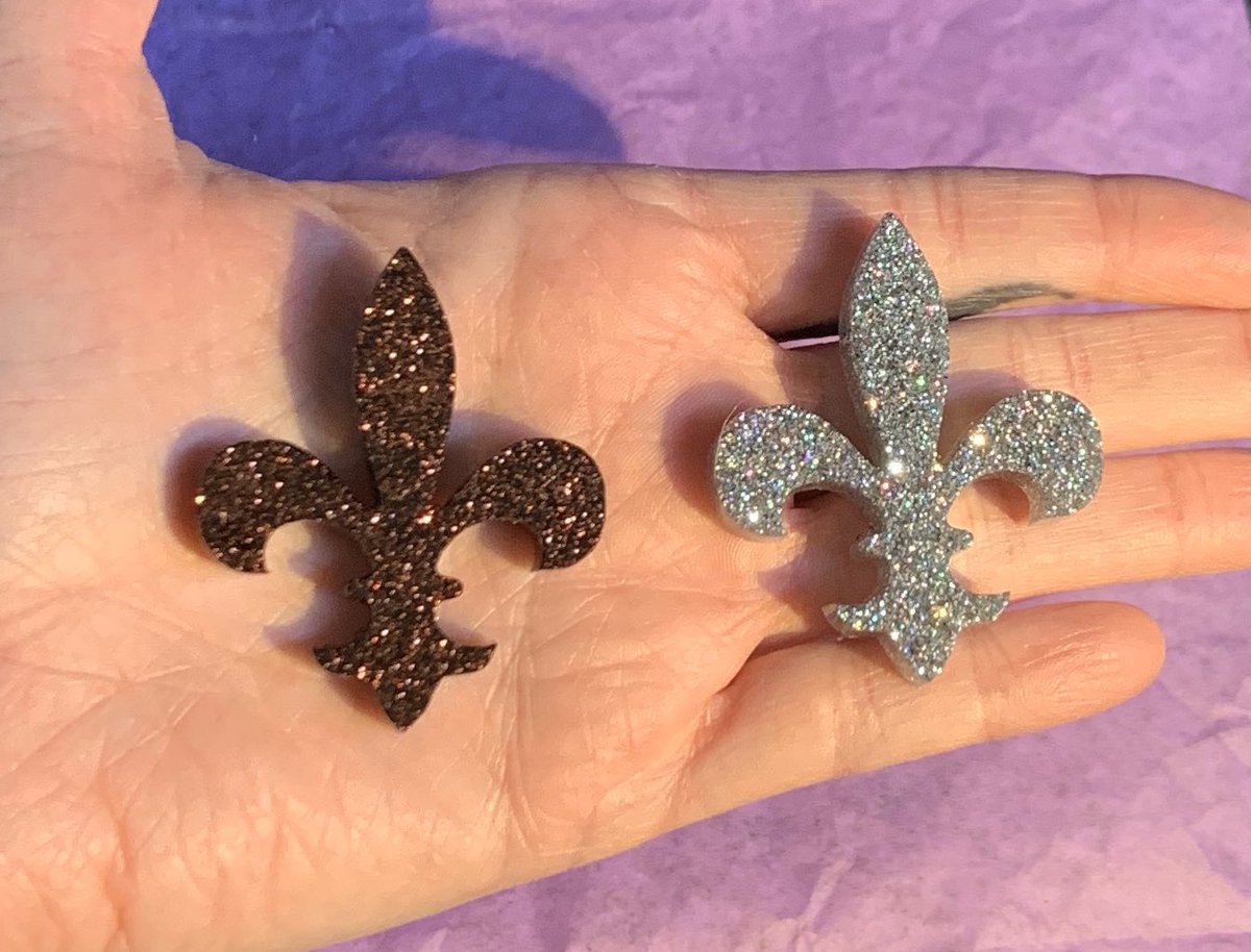 BadKarmaLady's tweet photo. #fleurdelis #magnets #magnetset #fleurdelisart #fleurdelisdecor #etsy https://t.co/6mc4S8qY0i