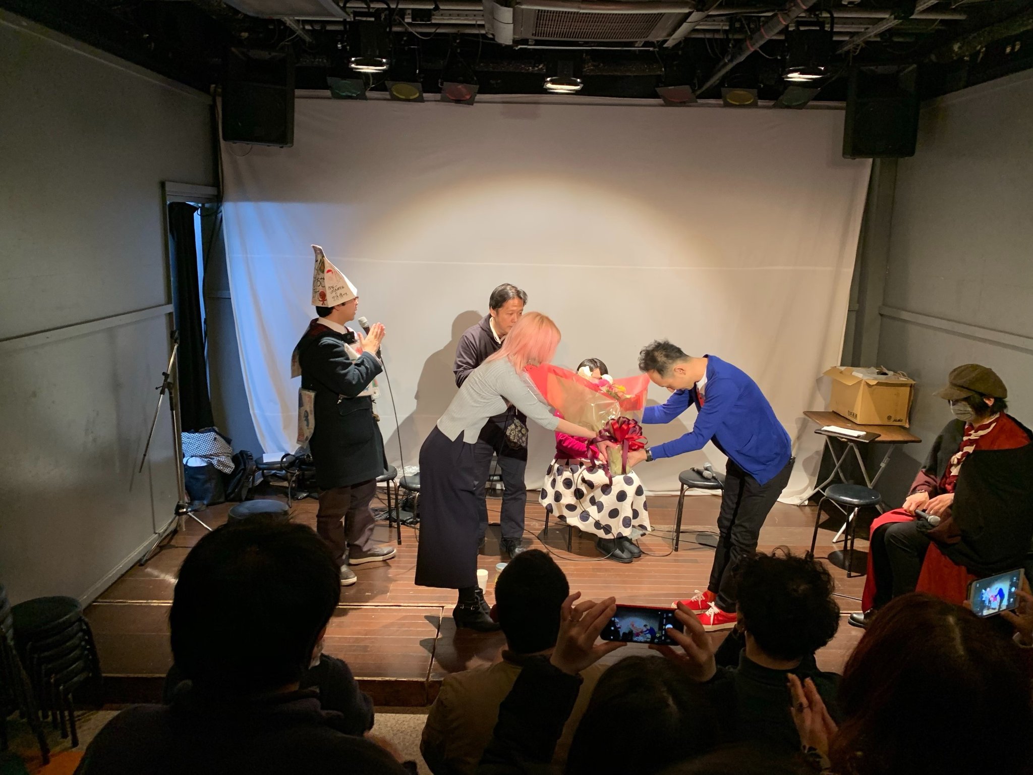 中沢健 作家 ｕｍａ研究家 気が付けば10年以上の付き合いだった南部イチヒコさんの芸人引退ライブが終わりました 南部さんの とりあえずは 最後の舞台に一緒に立てて良かったです また どこかで会いましょう T Co Twczfmyndx Twitter