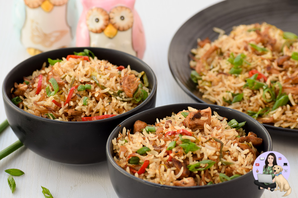kohleyedme's tweet photo. Wondering what to prepare this weekend? Try this easy-peasy Chicken Fried Rice which can be made in under 30 minutes!
https://t.co/kOXhXJuqdN
#CookWithShalini
#foodblogger
#recipe https://t.co/dpUSX16YrO