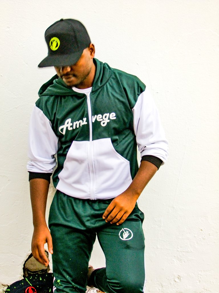 amavege's tweet photo. #Amavege is a local brand that promotes great quality clothes(fashion) and healthy lifestyle awareness. Winter collection is ready. We do tailor made design.๐
#DJSBU https://t.co/SspkKDA7Mj