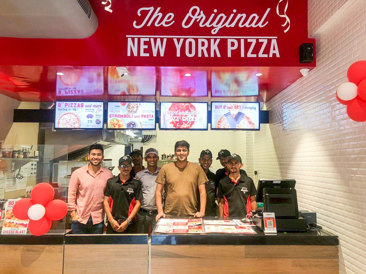 Sbarro_IN's tweet photo. Ahmedabadis, thank you for the dhoklas! It’s time you savour some cheesy New York Style pizza at Sbarro, in your city now. 
Address: Shop No 6, Harmony Icon,
Zydus Hospital Road, Thaltej, Ahmedabad
Number: 7940392649

https://t.co/LoKoNzEZPs

#SbarroIn #NewStore #Ahmedabad https://t.co/5AXQHFeUXe