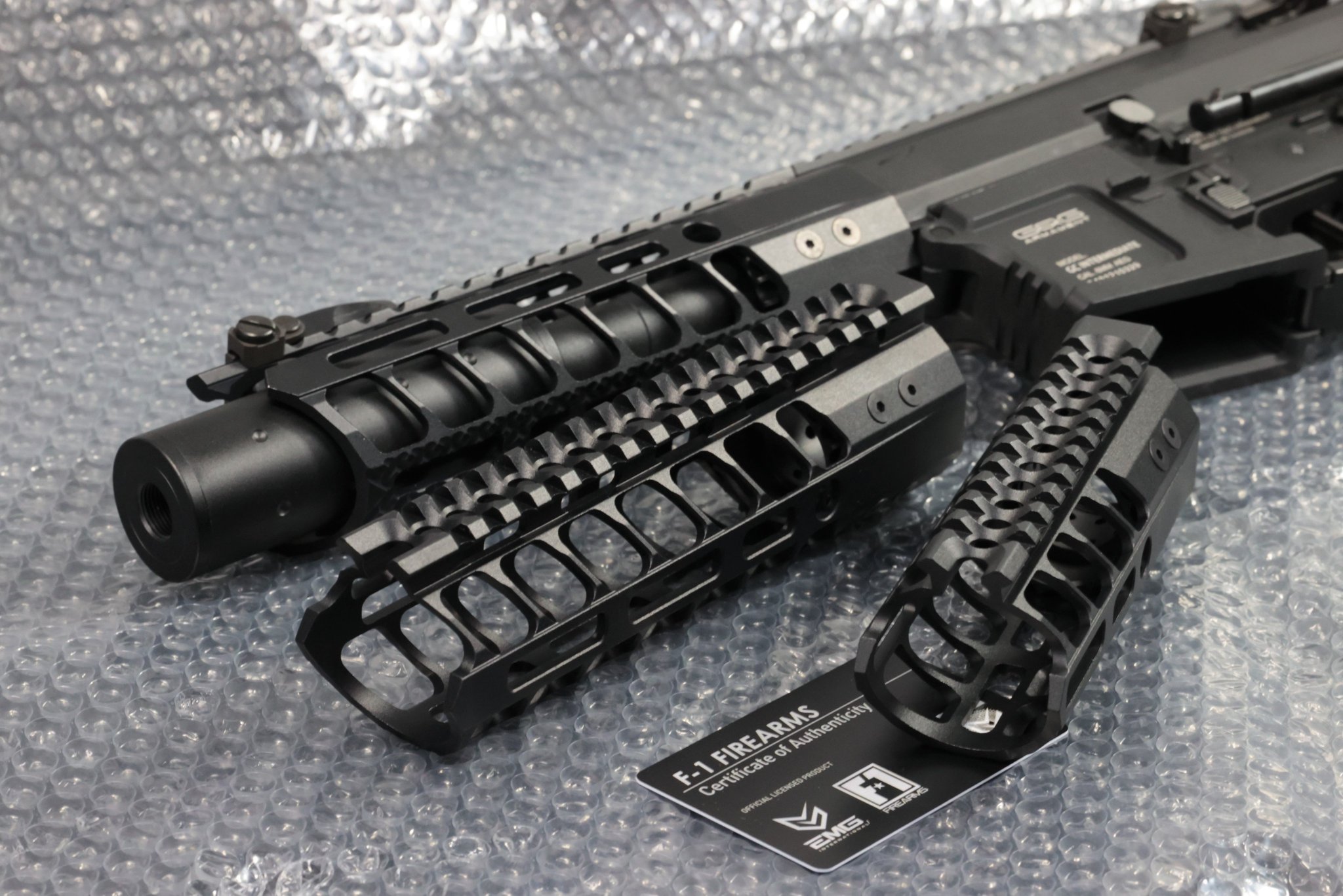 F1 FIREARMS P7Mタイプハンドガード 5インチWAM4系/PTW用 EMG(IRON AIRSOFT) 各社M4シリーズ対応 F1 FireArms P7M