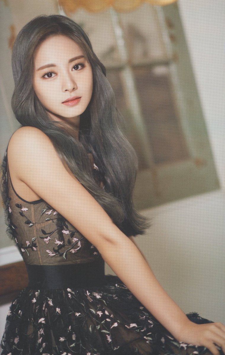 tzusbae's tweet photo. [SCAN] TWICE x Dicon Magazine - Tzuyu (2)
#TWICE #Tzuyu https://t.co/b8v8u74htR