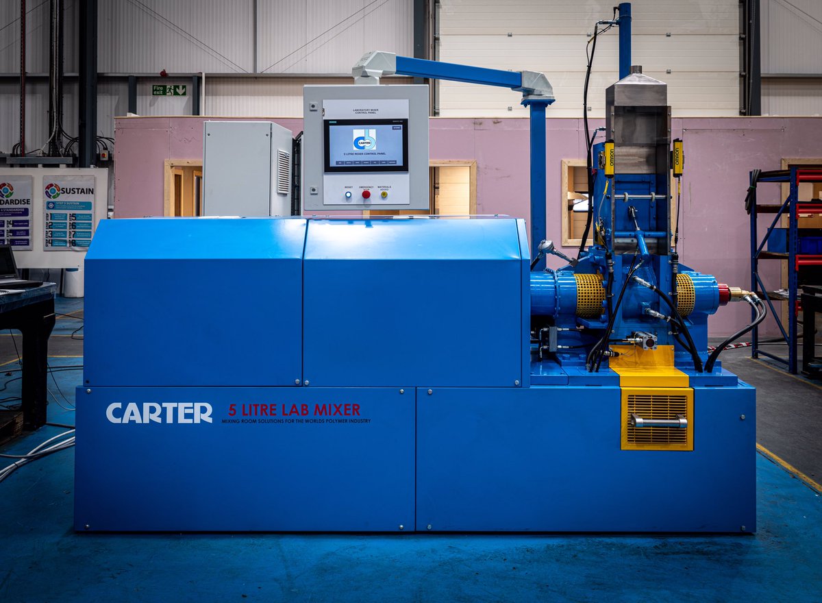 carter_mixers's tweet photo. Our latest CBI-5, 5 litre intermeshing lab mixer ready for dispatch. Including automatic cruise control mixing, hydraulic ram, 70kW motor, hydraulic drop discharge door, hydraulic feeding door, crack-free hard welded chamber and TCU #rubbermixer #tire #rubber #Engineering https://t.co/T2GZ3QJ7C4