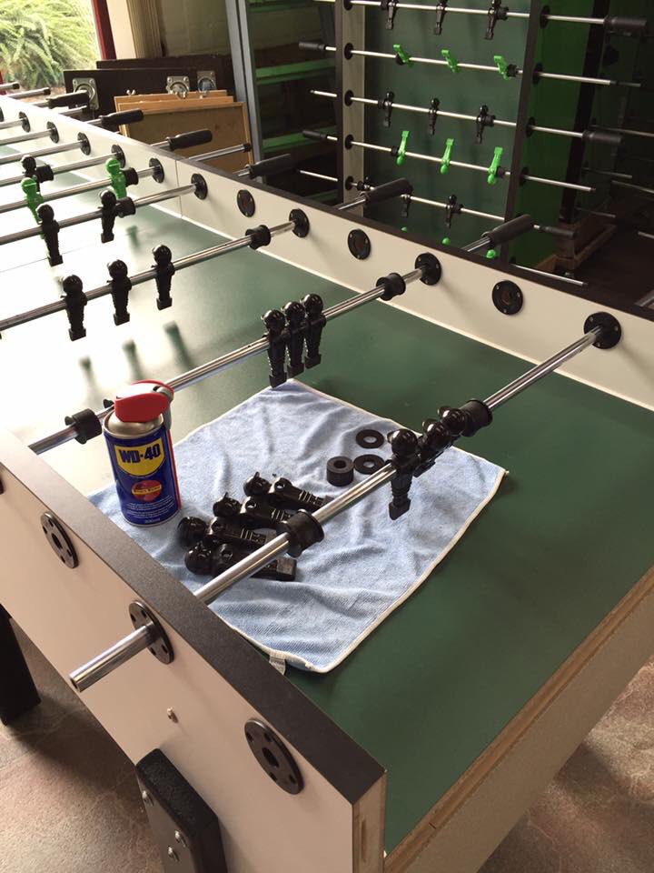 Kickerprofs's tweet image. Alle tafelvoetballertjes zitten in ons trainingscentrum, waar de tijd wordt benut voor rust en conditie van de spelertjes en extra onderhoud van de stadions. Iedereen, zowel binnen als buiten de evenementenbranche, wensen wij de komende tijd veel sterkte en wijsheid toe. #corona