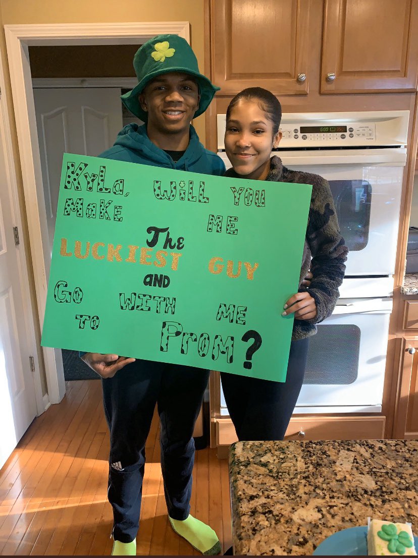 Luck is in the air🍀, their smiles shine bright! Kyla Brigham and Edreece Redmond are going to steal the night! #TrojanProm2020