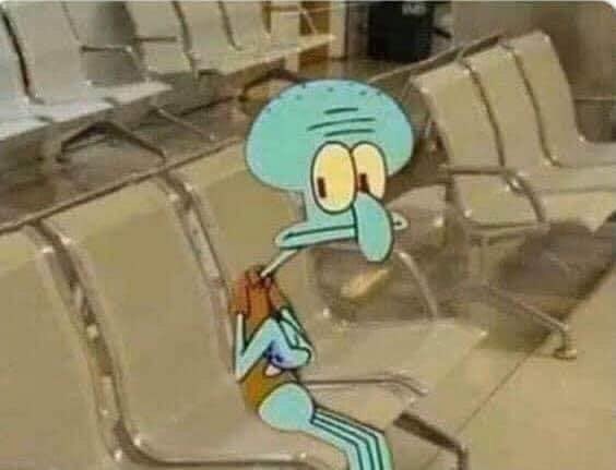 Yo en el aeropuerto yendo a Colombia por $10.37 para hacerme un pal de arreglitos