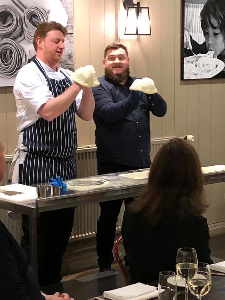 SarahEwen1's tweet photo. Great first night with our #AgentPartners on our #FamTrip in #Aviemore #CocktailMasterClass #PizzaMaking #Mice #eventprofs @MacAviemore @MacdonaldHotels https://t.co/d8PaPcpok4