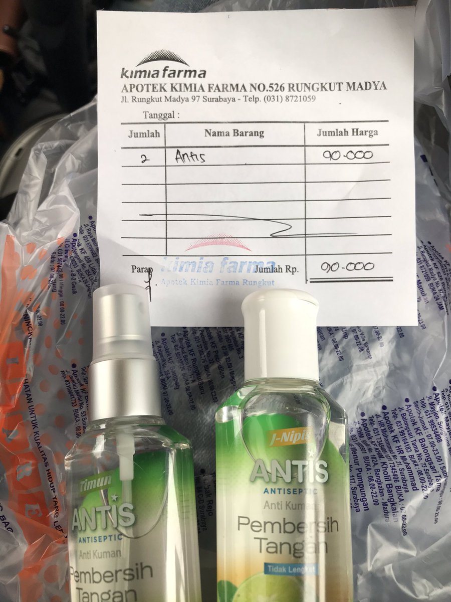 kata pegawai nya sih ini kebijakan pusat utk “menaikkan” harga hand sanitizer, klo emg bener saya ada 2 pertanyaan, 1. beli dr distributor resmi atau dr pemain partai oportunis? 2. pny hati nurani?
gila... 45rb / pc <a href="/KFApotek/">Kimia Farma Apotek</a> @KimiaFarmaCare <a href="/e100ss/">Radio Suara Surabaya</a> <a href="/SapawargaSby/">Sapawarga Kota Surabaya</a>