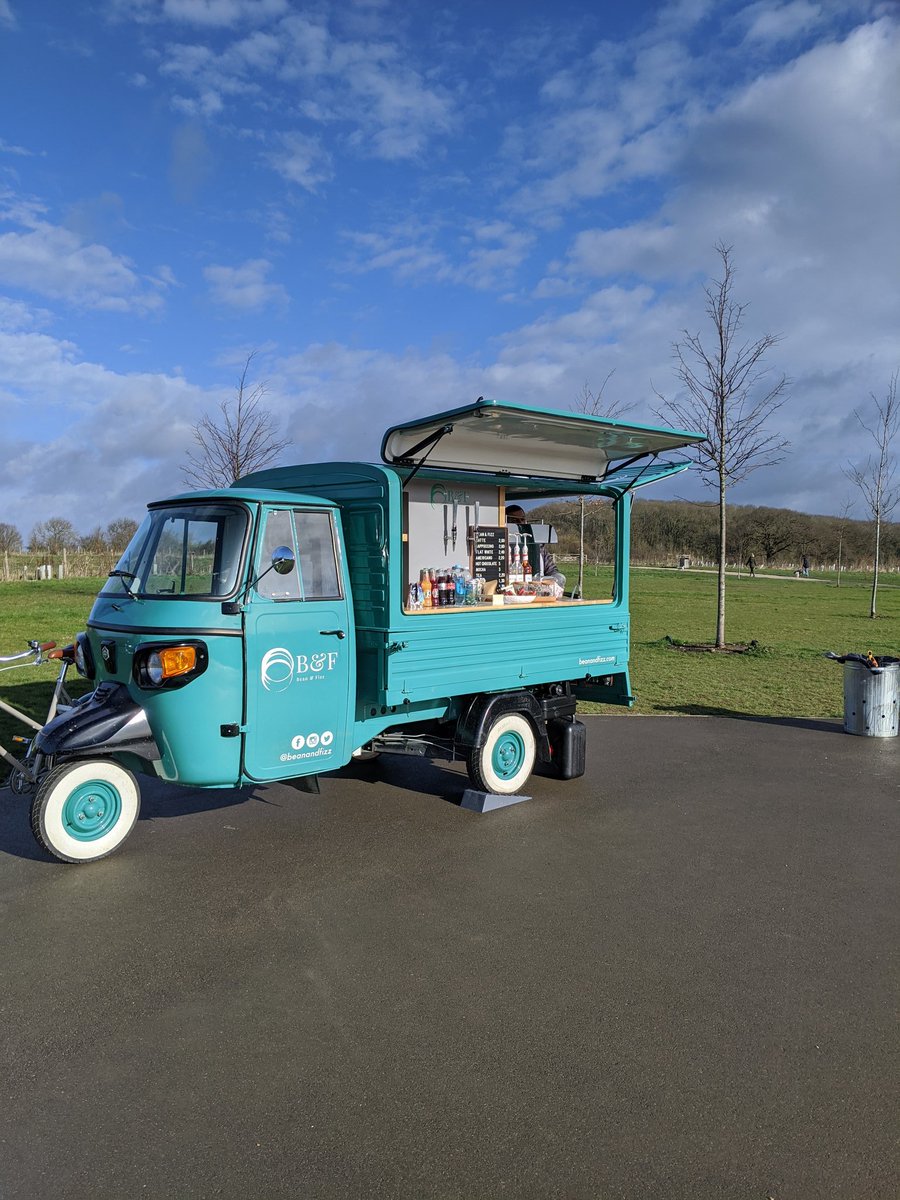 Bean and Fizz tweet media