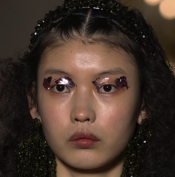 millionrei's tweet photo. simone rocha fw20 https://t.co/tJAwzG81Vl