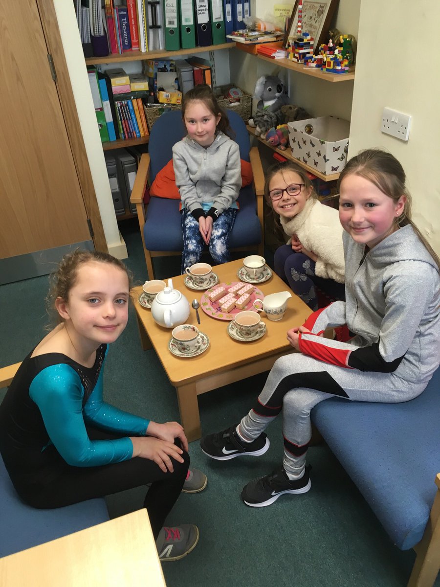 Lovely reading tea party with these amazing readers 🤗