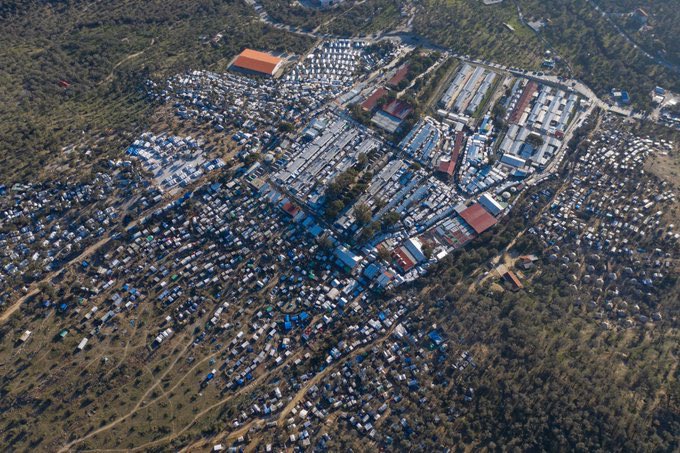 Refugees_Gr's tweet photo. How will history name politicians who ordered and continue the restriction of thousands of asylum seekers without any medical care, freedom or rights, while #COVID2019 threatens the planet ? #Refugeesgr #Greece #EuTurkeyDeal (photo Dimitris Tosidis) https://t.co/eDunFNBxr1