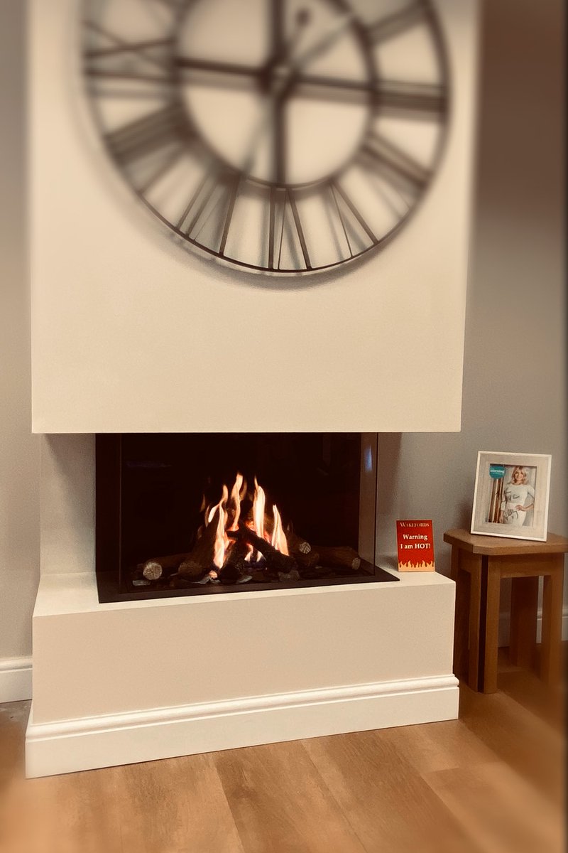 WakeFireplaces's tweet photo. Our showroom has just gone from warm, to very hot! Thanks @hollywills https://t.co/zxkSRZdANs
