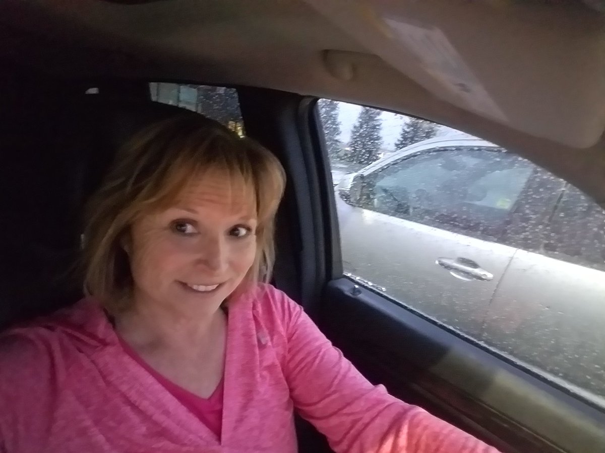 smccabe_o's tweet image. What do you do when you can't sleep and you want to snack?  Go to the gym, of course!  Thank goodness for those 24 hour joints! #FSUSDRunsThis #DontLetStressWin #NewChoicesBetterChoices