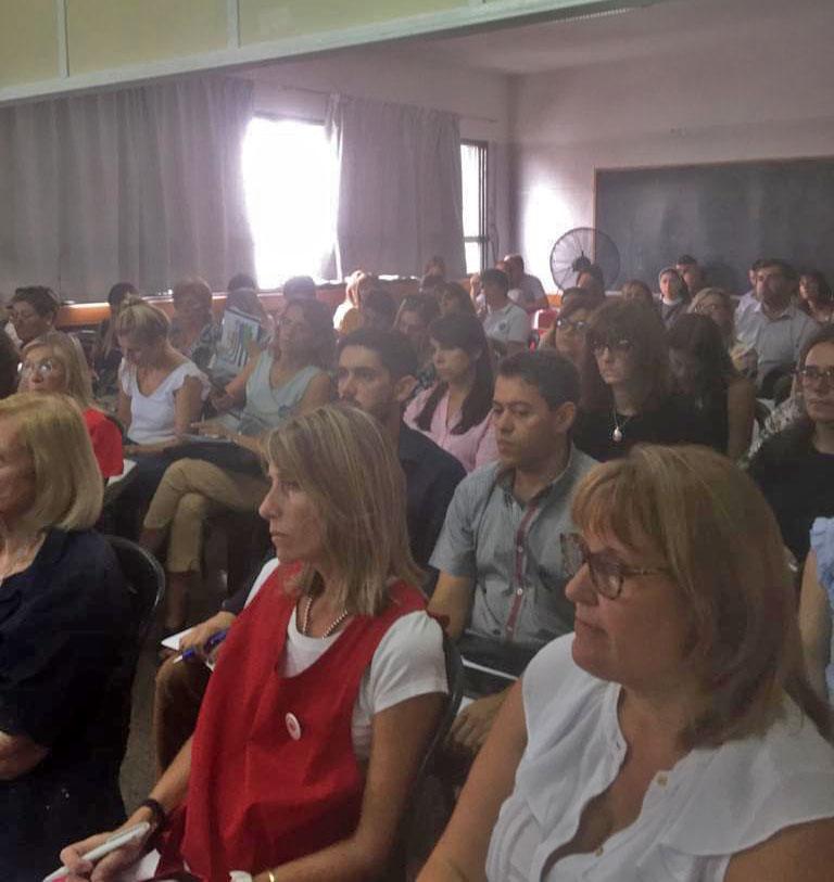 AIEPA_AIEPBA's tweet photo. Reunión zonal @AIEPBA en Bahía Blanca | Con la presencia de  Patricia M. Larrainzar, Insp. jefe región 23 y más de 80 escuelas de la zona. https://t.co/2KoH0jwyYm
