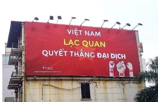#StandWithVietnamGov 
Cố lên nào! Dân tộc Việt Nam quật cường, vững chãi giữa sương gió