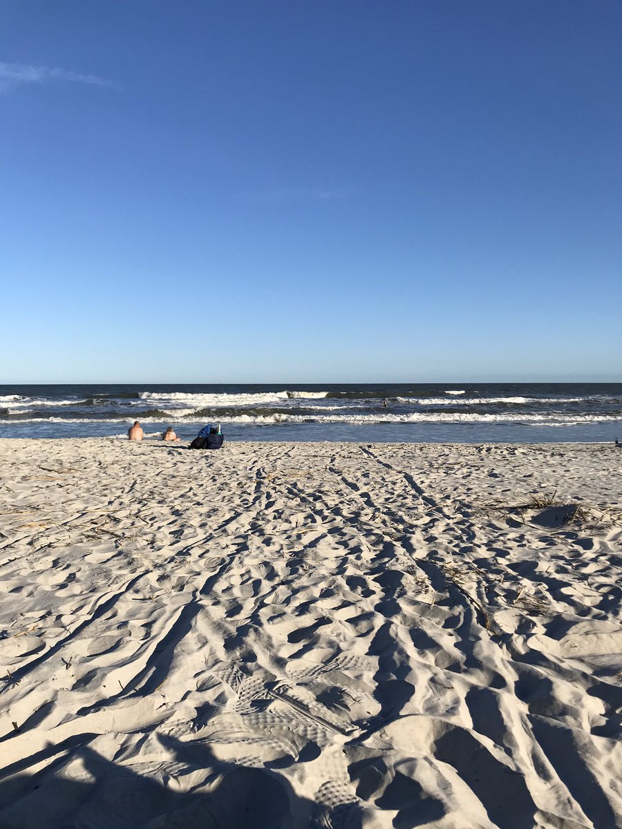 DesignBuildAtl's tweet image. I think I should social distance myself to a beach! #SaturdayThoughts #coronarelief