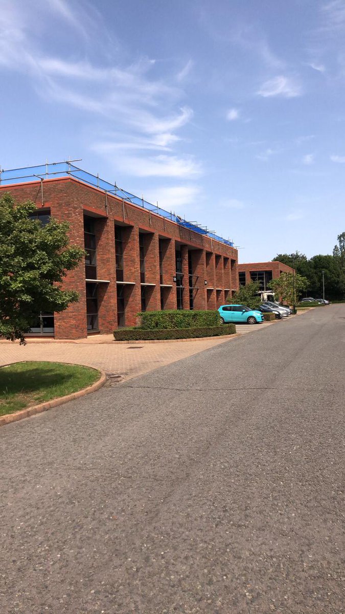 <a href="/ThurrockL/">Thurrock Scaffolding Services ltd</a> provide simple cost-effective solutions for #roofing #edgeprotection for #commercial businesses in #london and #essex. If you require access and #safety  handrails to be in place, contact us. #scaffolding #greenandyellow #repair