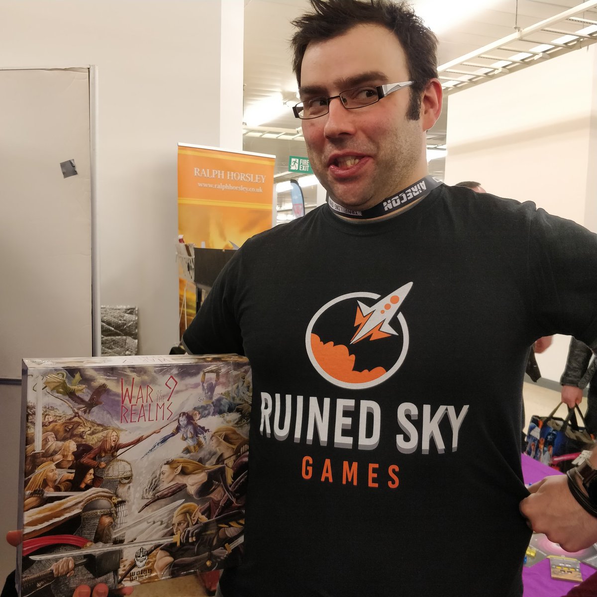 Ruined_Sky's tweet photo. Jim begins his @Gumley collection at @aireconuk. Everyone is looking forward to getting Sumo Gnomes next! @Jamesgrimboden https://t.co/5TL4D1Wvj8