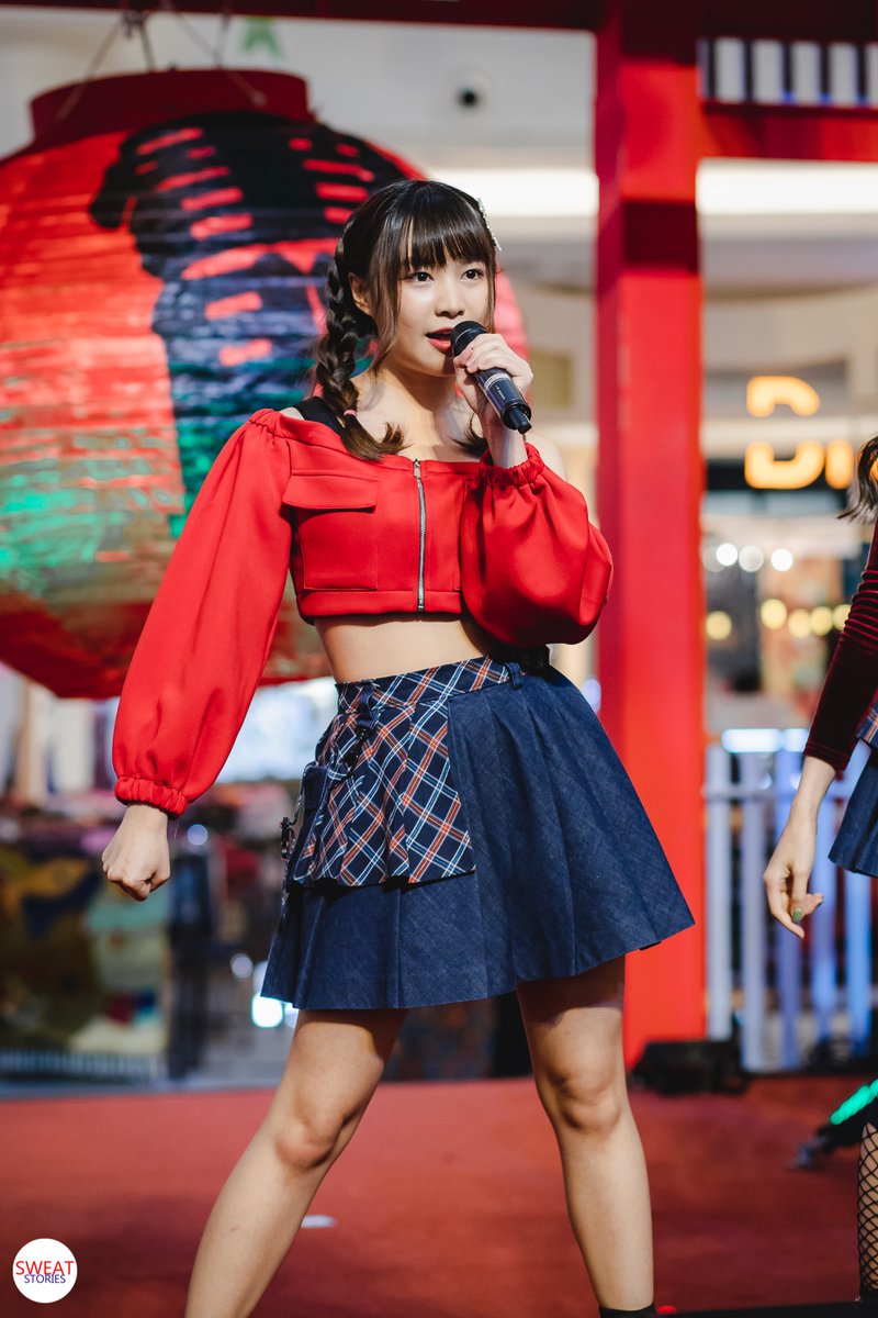 StorySweat's tweet photo. สุดๆไปเลยครับวันนี้ คุณหมู
#MahnmookSweat16 #Sweat16
#japanfestival #thepromenadeth https://t.co/nW6e3WyBgv