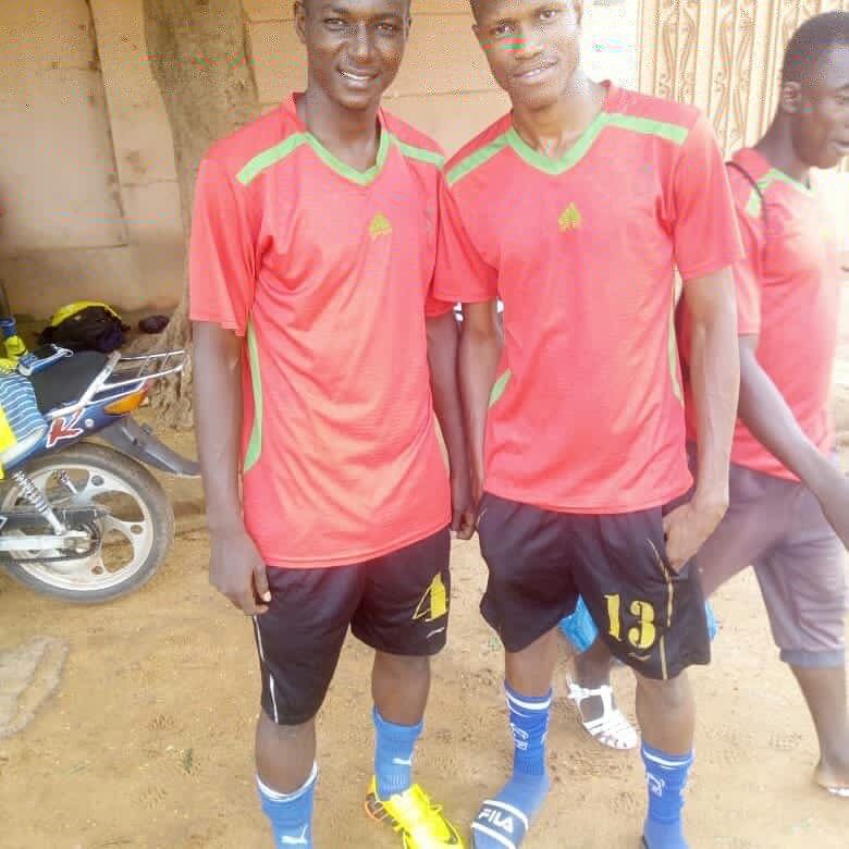 Avec @Pro_Kèb c'est du réconfort🎆🎆🎆