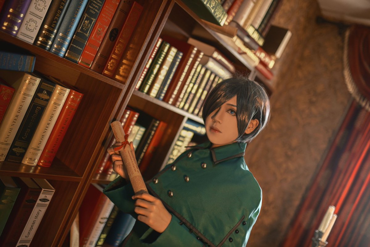 Veronica_JX_'s tweet photo. 【黑执事】Ciel Phantomhive
第一次自己修图，最近没拍新图，拿2年前的旧图练习。努力开启技能！ https://t.co/BqOFEKc3dC