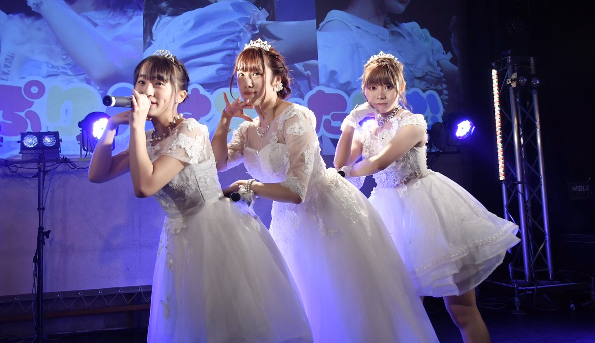 こーが tweet media