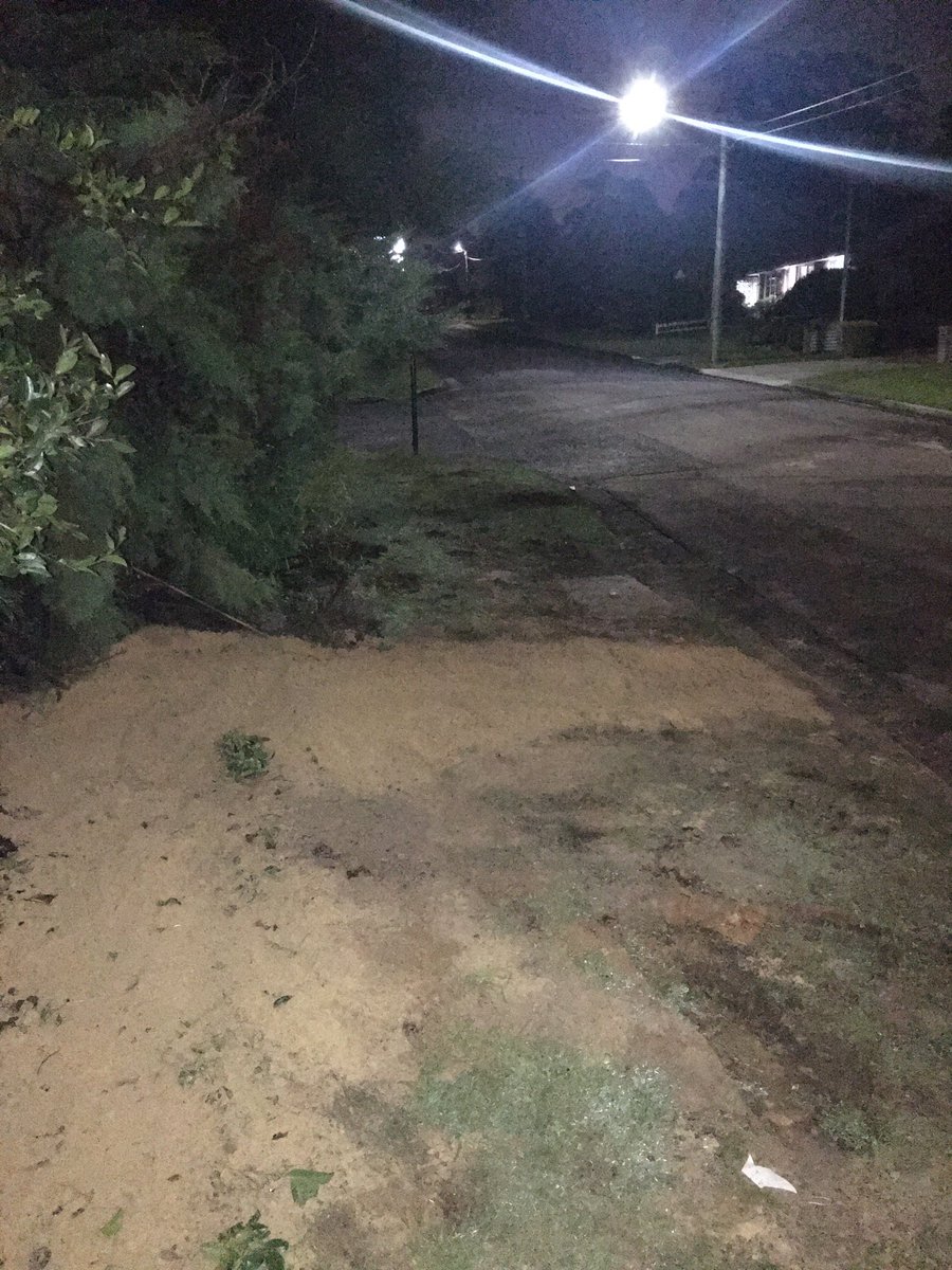 benhongh's tweet photo. @Ausgrid For those who thinks Ausgrid is working hard through the night to bring the power back. Well I just took a walk down Delaware avenue where the underground fault was found. Not a single soul is working on site. https://t.co/h6NzZRPY15