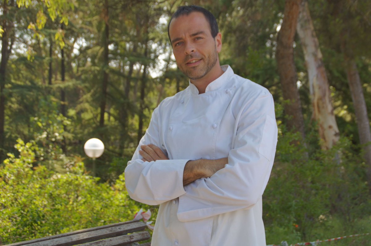 entrecartas's tweet photo. "Todo ha cambiado en hostelería menos la carta", Jorge Blasco, consultor para #restaurantes y asesor gastronómico, habla de los beneficios de las cartas digitales en tu #restaurante y cómo conseguir sorprender a tu cliente https://t.co/3pZ21P7fOW #hostelería #cartadigital https://t.co/62wMdZOiOI