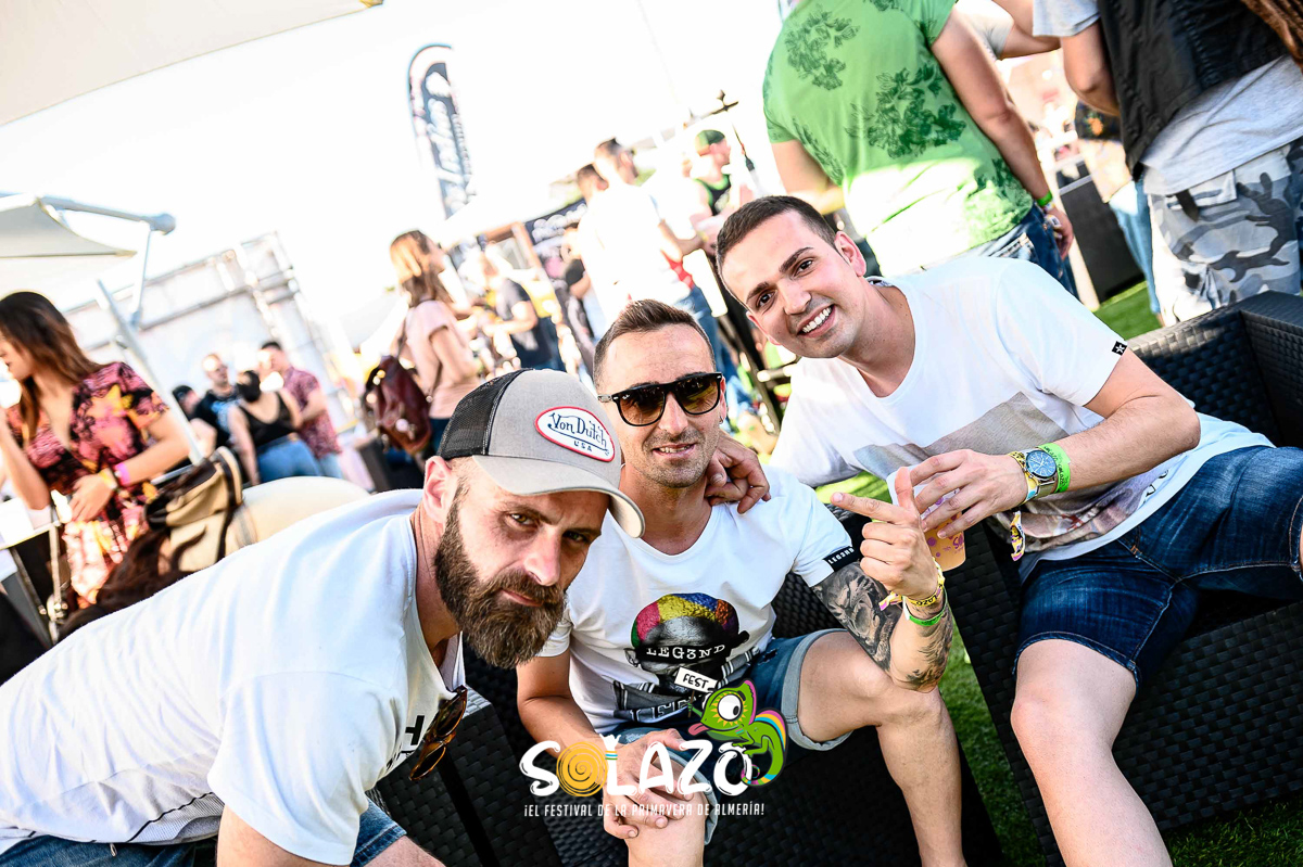 ¿Tienes ya tu entrada para los días más felices de la primavera? 🚀
.
🎟 solazofest.com
.
_______
#SolazoFest #AyuntamientodeAlmería #CostadeAlmería #KuverProducciones #Los40 #LaVozdeAlmería #CadenaDIAL