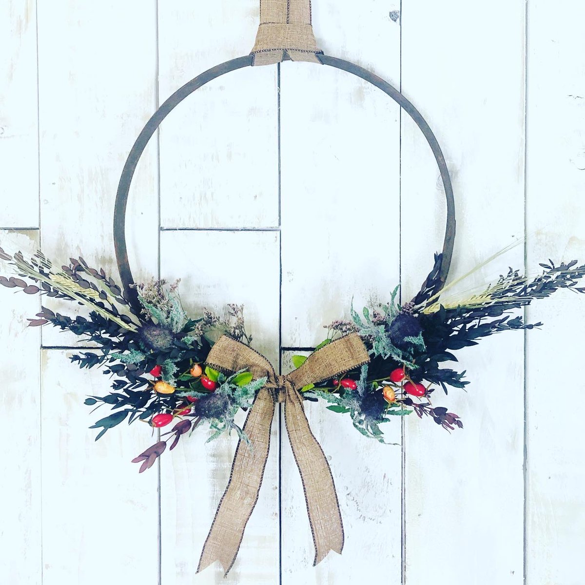 Still looking for a great Mother’s Day gift? We are making hedge row whisky barrel hoop wreaths! Order now for delivery next week! whiskyframes.com/collections/al… #madeinscotland #supportlocal