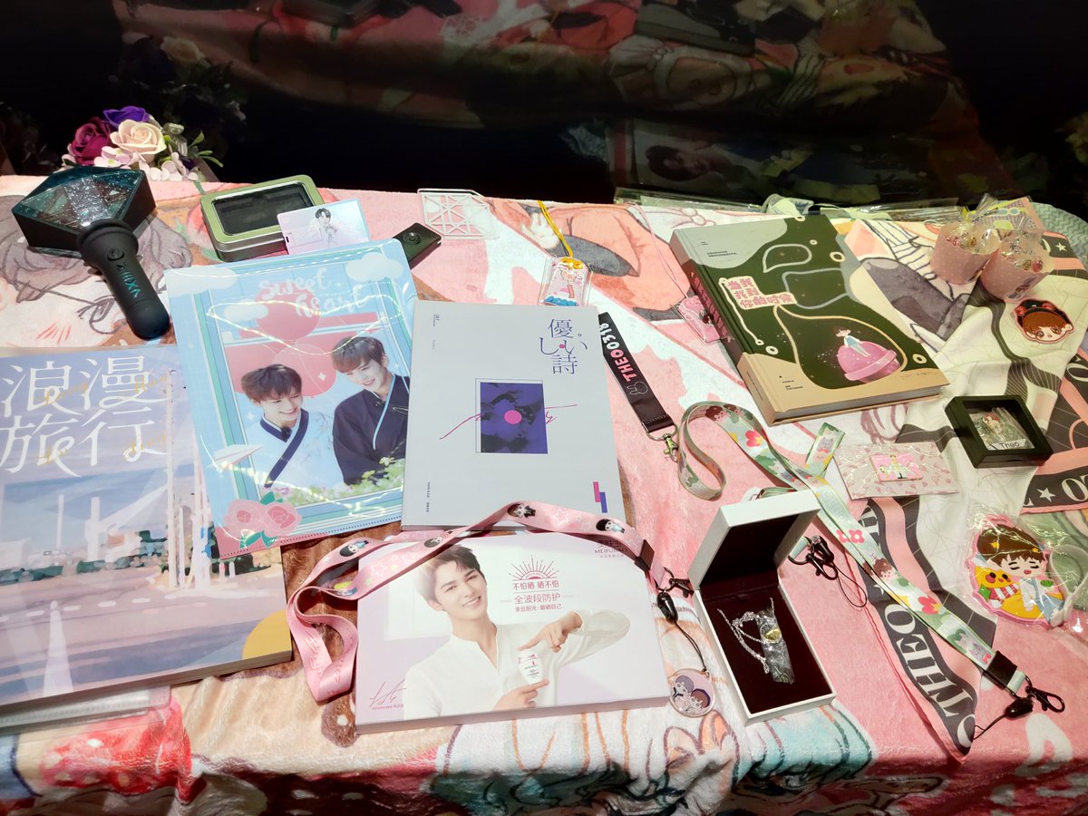 nawozibi's tweet photo. Thank you @ZZTDAY0318 for organising Zhengting's birthday event ❤️❤️ the decos and fan supports are so pretty!!! 

祝宝贝朱正廷0318快乐！！ https://t.co/o2tzfPTKdY