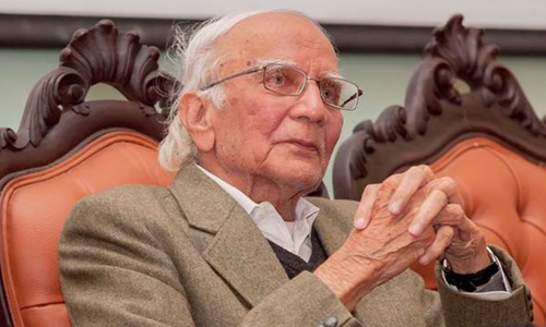 AftabSherpao's tweet photo. Deeply grieved by the passing away of Dr Mubashir Hassan. An intellectual who selflessly worked and struggled for democracy and human rights.Will always cherish the time spent with him. Rest in peace Dr sahib
#DrMubashirHassan https://t.co/YSbzw8AeH6