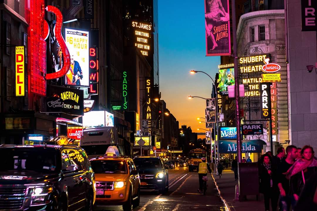 BroadwayReviews's tweet photo. Continued updates on NY theater closings at
https://t.co/qg8GjaJ2YS https://t.co/zNekcjRLiB