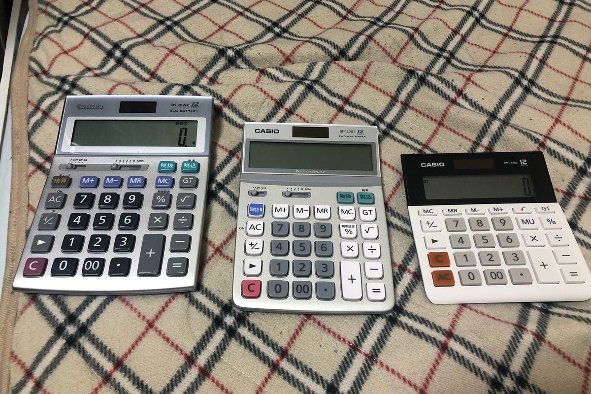土屋つかさ On Twitter 統計検定 ちな電卓の進化経緯 統計検定では関数電卓 が使えないので 一番左のが今使ってる最上位機種 ただし違いは使い勝手の部分で 試験で使える範囲での機能はどれもほぼ同じ 関数電卓の使用は禁止 検定の話は後でブログの記事にしよう