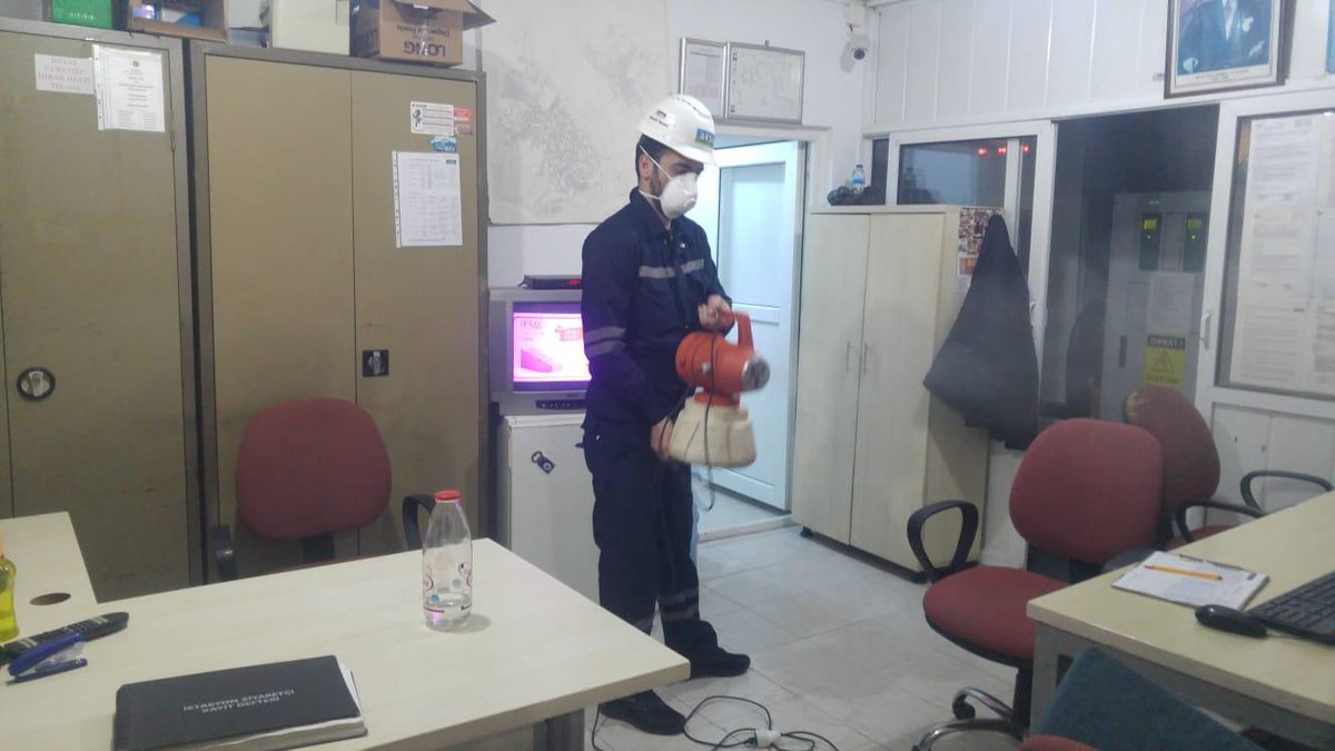 AKSAOVAGAZ's tweet photo. Çalışanlarımızın ve abonelerimizin güvenliği için Corona(covid19) Virüsüne karşı koruma amaçlı dezenfekte işlemleri ofislerimiz, RMS A İstasyonlarımız ve araçlarımızda  gerçekleştirilmiştir .Dezenfekte işlemleri periyodik olarak yapılacaktır.#aksadoğalgaz #COVID19 https://t.co/0RGZ4U1kUc