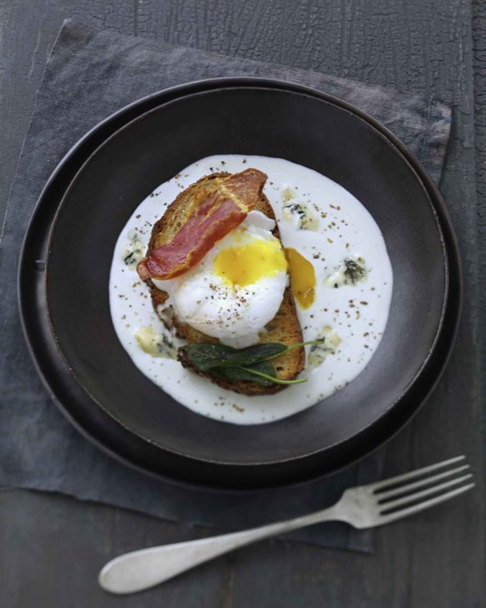 Cuisine Et Mets On Twitter œuf Poche Sur Toast A La Creme De