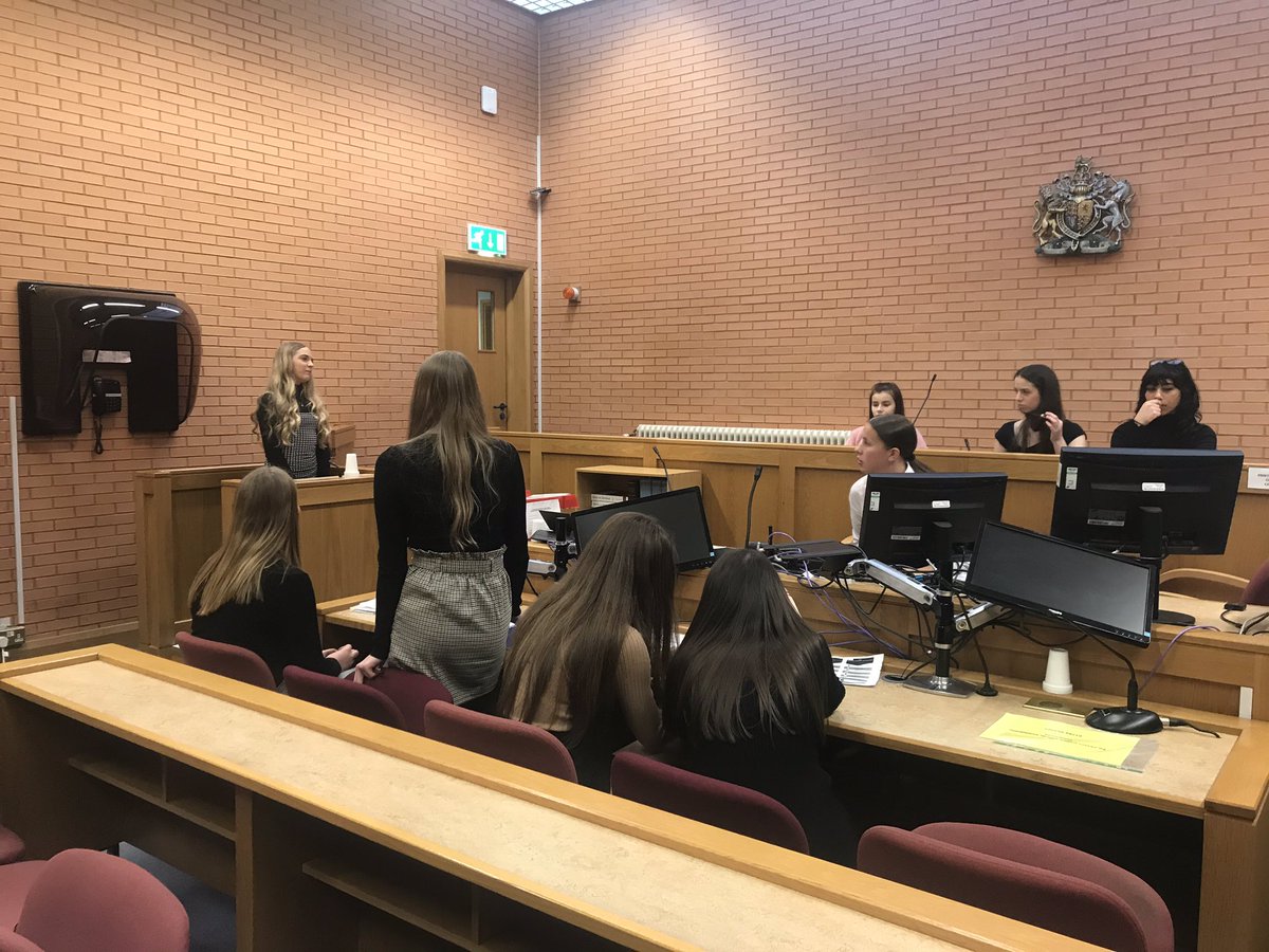 LawLaus's tweet photo. #MagistratesCourtCompetition2020 #Cannock #Gettingintolaw @SandbachHigh @YoungCitizensUK https://t.co/Vb1DDy0jdh