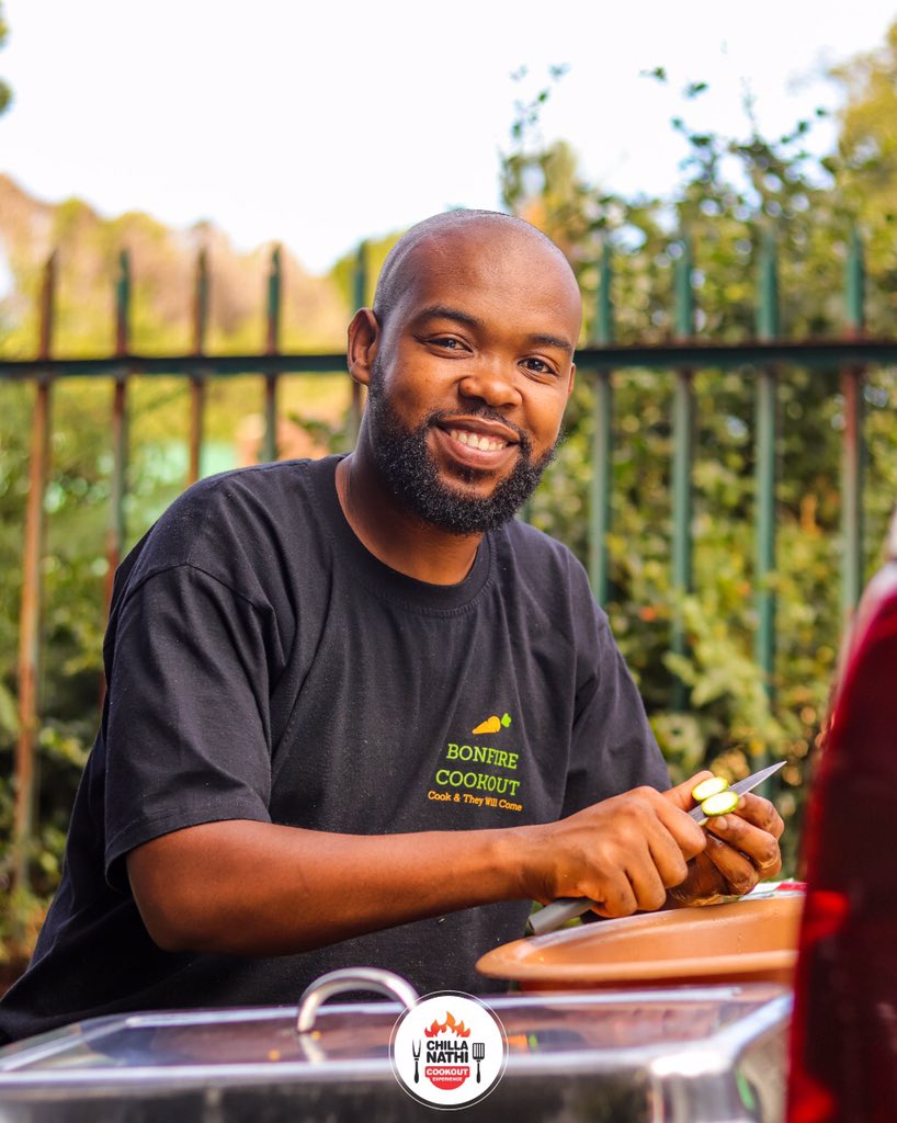 njur3_evolet's tweet photo. •| WITHIN @c_nathicookout |• 📸 @original_tjc 
#bbq 
#food 
#foodie 
#cookout 
#bbqkings 
#foodporn 
#menvsfire 
#welovepmb 
#menvsfood 
#menandfood 
#menthatcook 
#bonfirecookout 
#cookingexperience 
#privateschooldumpling 
#chillanathicookoutexperience 👨🏾‍🍳🥘🍖🍗🥩🥕🥦🐟 https://t.co/k7hdB9SlCn